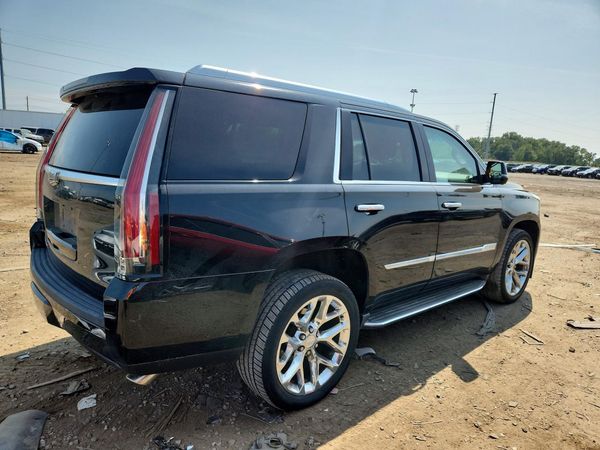 2016 CADILLAC ESCALADE Premium