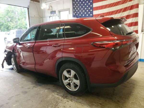 2020 TOYOTA HIGHLANDER LE