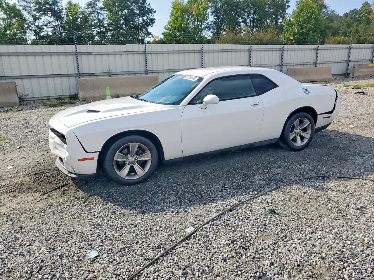 2015 DODGE CHALLENGER SXT
