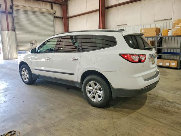 2016 CHEVROLET TRAVERSE LS