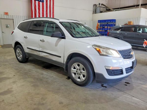 2016 CHEVROLET TRAVERSE LS