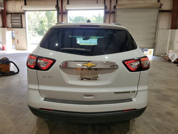 2016 CHEVROLET TRAVERSE LS