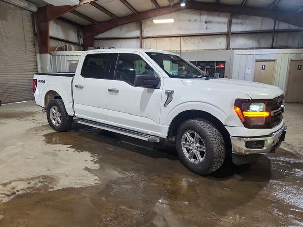 2025 FORD F150 XLT