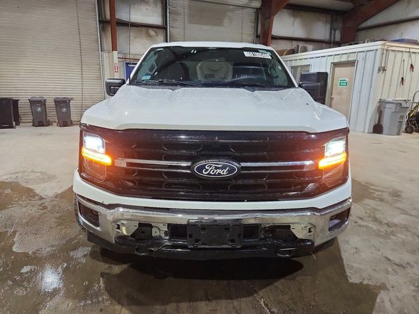2025 FORD F150 XLT