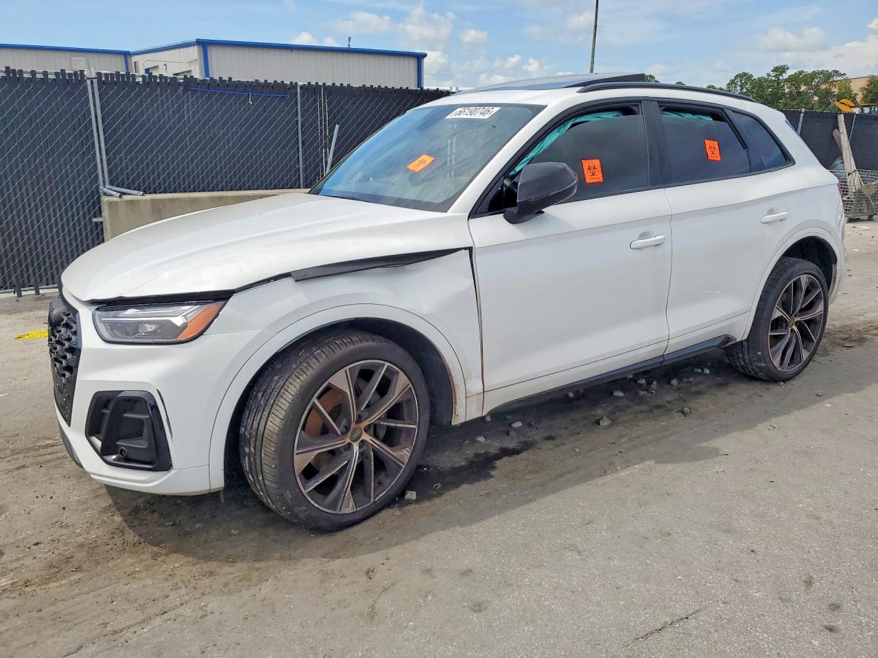 2024 AUDI SQ5 quattro Premium Plus — Front 3/4