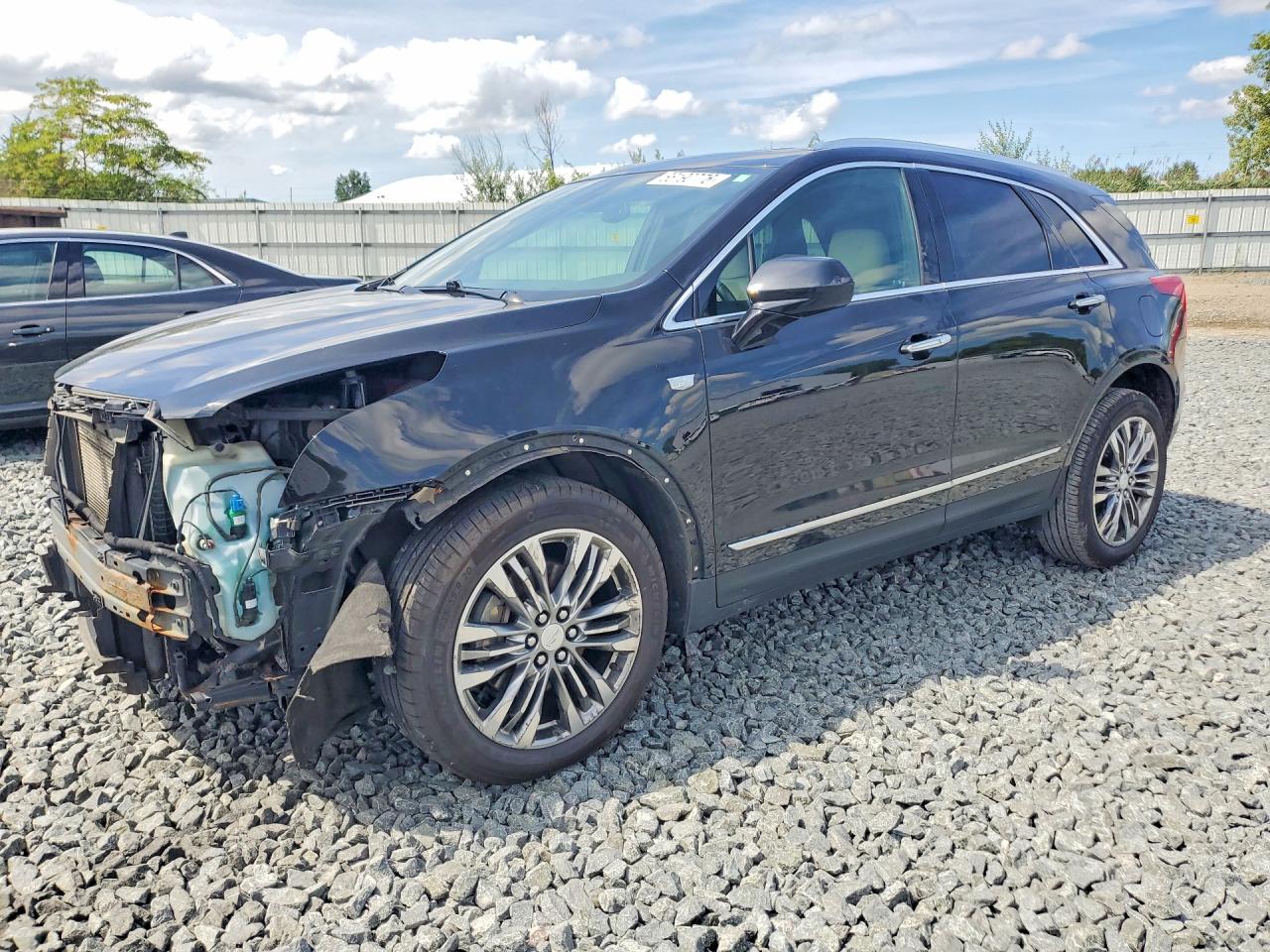 2017 CADILLAC XT5