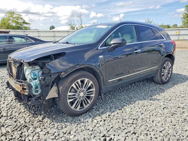 2017 CADILLAC XT5