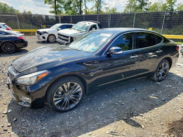 2018 INFINITI Q70