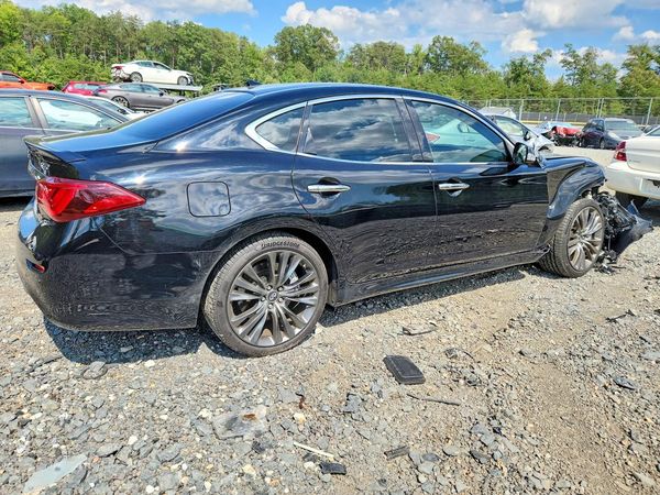 2018 INFINITI Q70