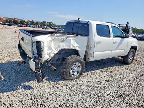 2022 TOYOTA TACOMA SR5
