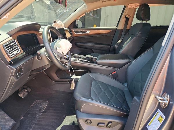 2024 VOLKSWAGEN ATLAS 4Motion SE