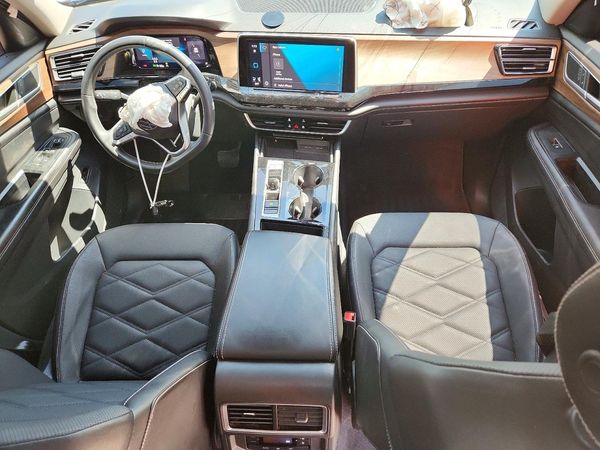2024 VOLKSWAGEN ATLAS 4Motion SE
