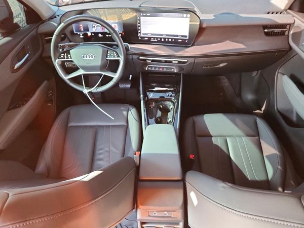 2026 AUDI Q3 S Line quattro