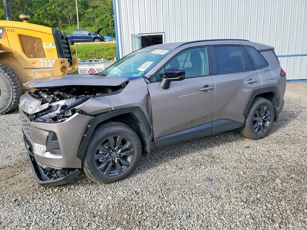 2026 TOYOTA RAV4 — Front 3/4