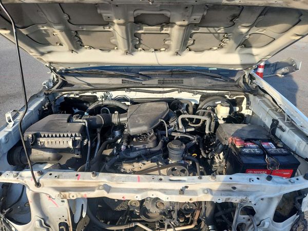 2016 TOYOTA TACOMA SR/SR5