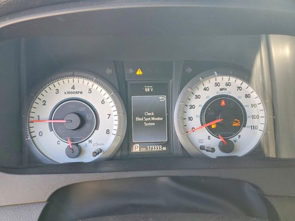 2016 TOYOTA SIENNA