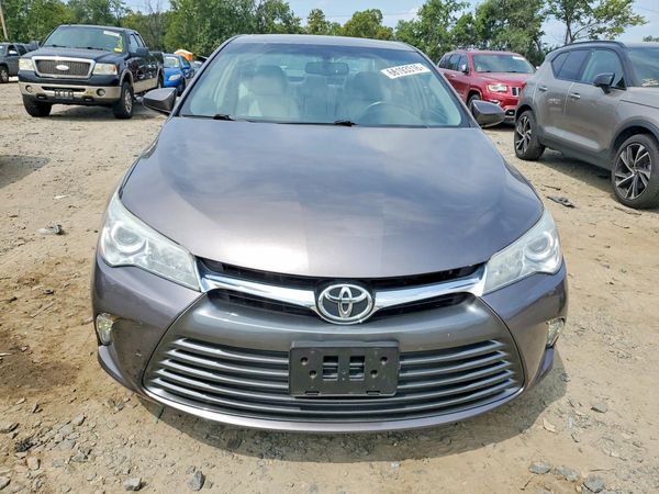 2015 TOYOTA CAMRY