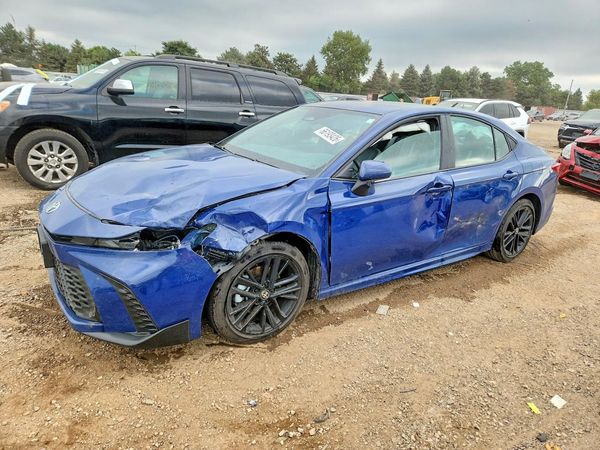 2026 TOYOTA CAMRY