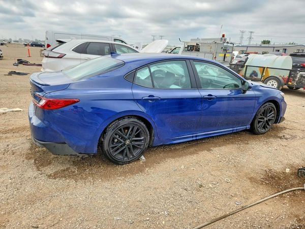 2026 TOYOTA CAMRY