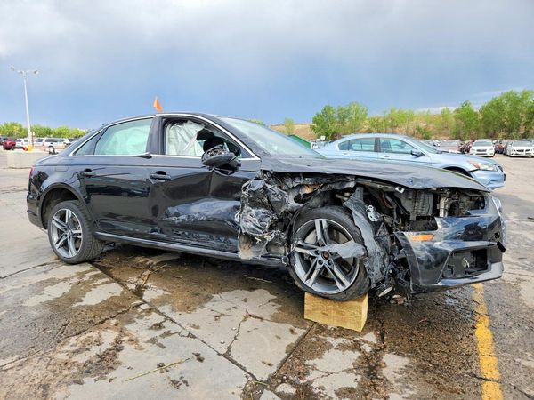 2018 AUDI A4 — Passenger 3/4