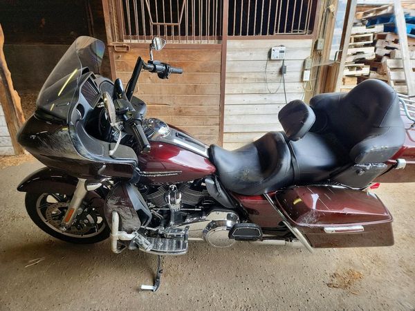 2019 HARLEY-DAVIDSON FL