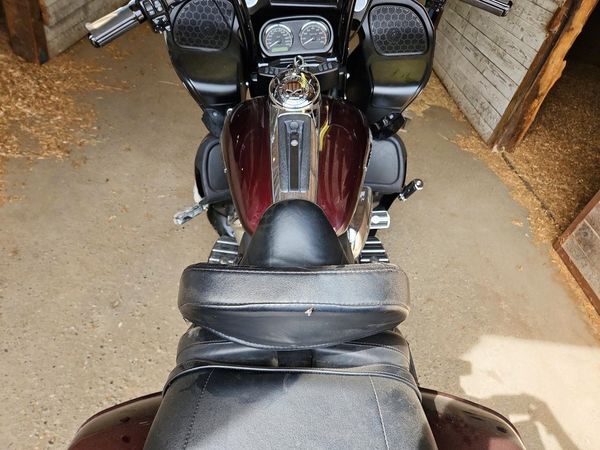 2019 HARLEY-DAVIDSON FL