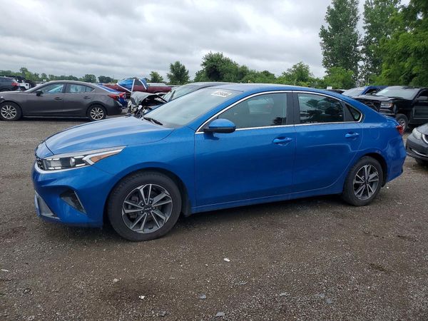 2022 KIA FORTE GT Line