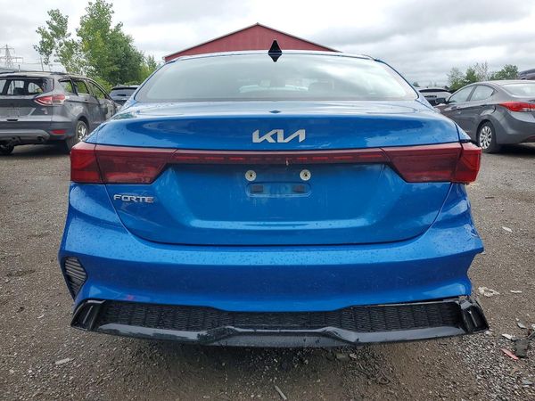2022 KIA FORTE GT Line