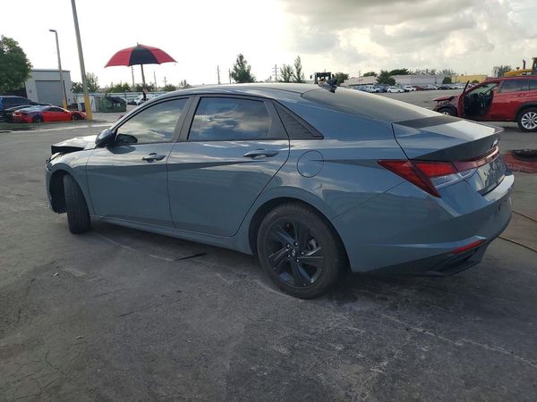 2022 HYUNDAI ELANTRA