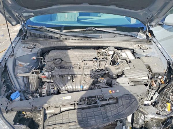 2022 HYUNDAI ELANTRA
