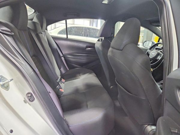 2021 TOYOTA COROLLA SE, CVT