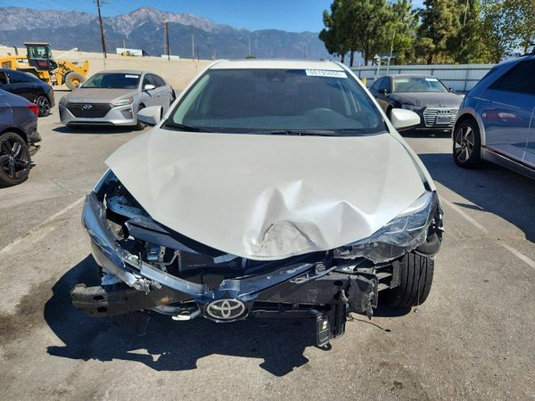 2017 TOYOTA COROLLA