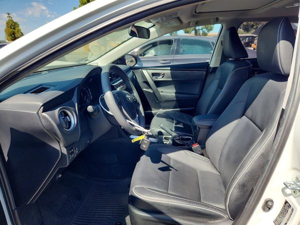 2017 TOYOTA COROLLA
