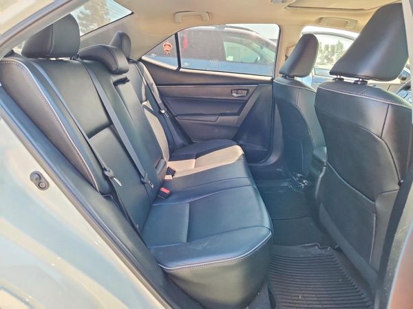 2017 TOYOTA COROLLA