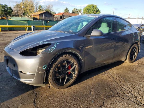 2022 TESLA MODEL Y
