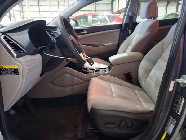 2017 HYUNDAI TUCSON