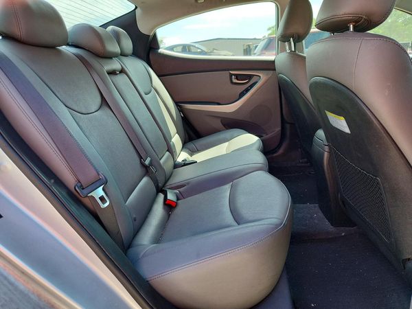 2013 HYUNDAI ELANTRA