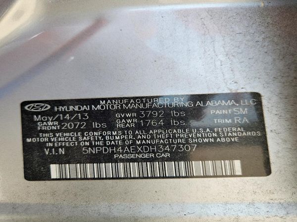 2013 HYUNDAI ELANTRA