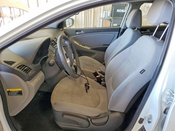 2017 HYUNDAI ACCENT SE Base