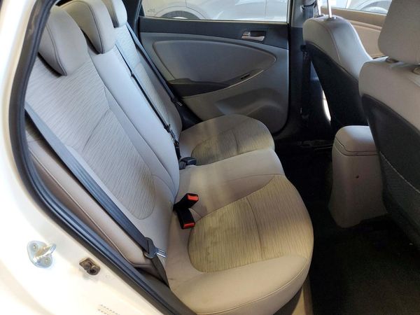 2017 HYUNDAI ACCENT SE Base