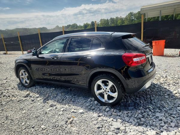 2018 MERCEDES-BENZ GLA GLA250