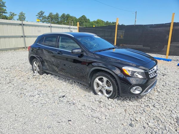 2018 MERCEDES-BENZ GLA GLA250