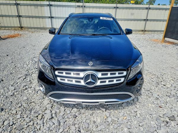 2018 MERCEDES-BENZ GLA GLA250