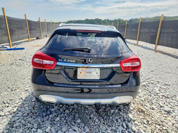 2018 MERCEDES-BENZ GLA GLA250