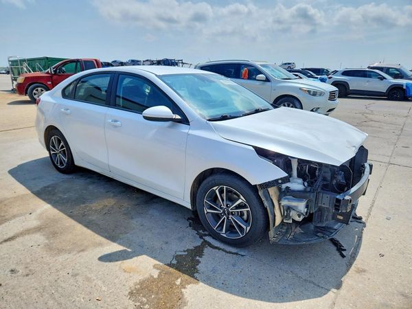 2022 KIA FORTE FE, LXS