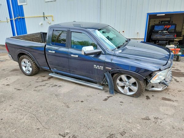 2014 RAM 1500 SLT