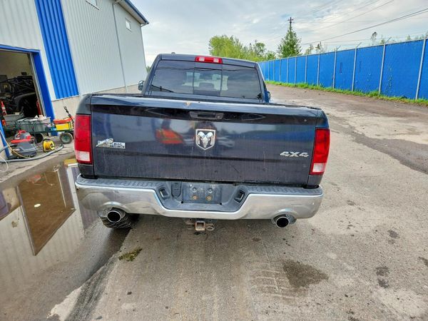 2014 RAM 1500 SLT