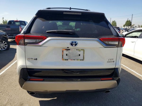 2022 TOYOTA RAV4 XSE — DIRR