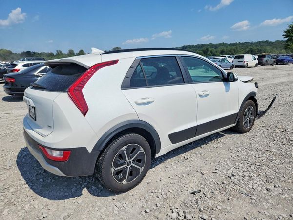 2024 KIA NIRO