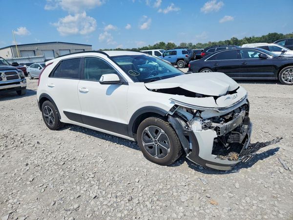 2024 KIA NIRO